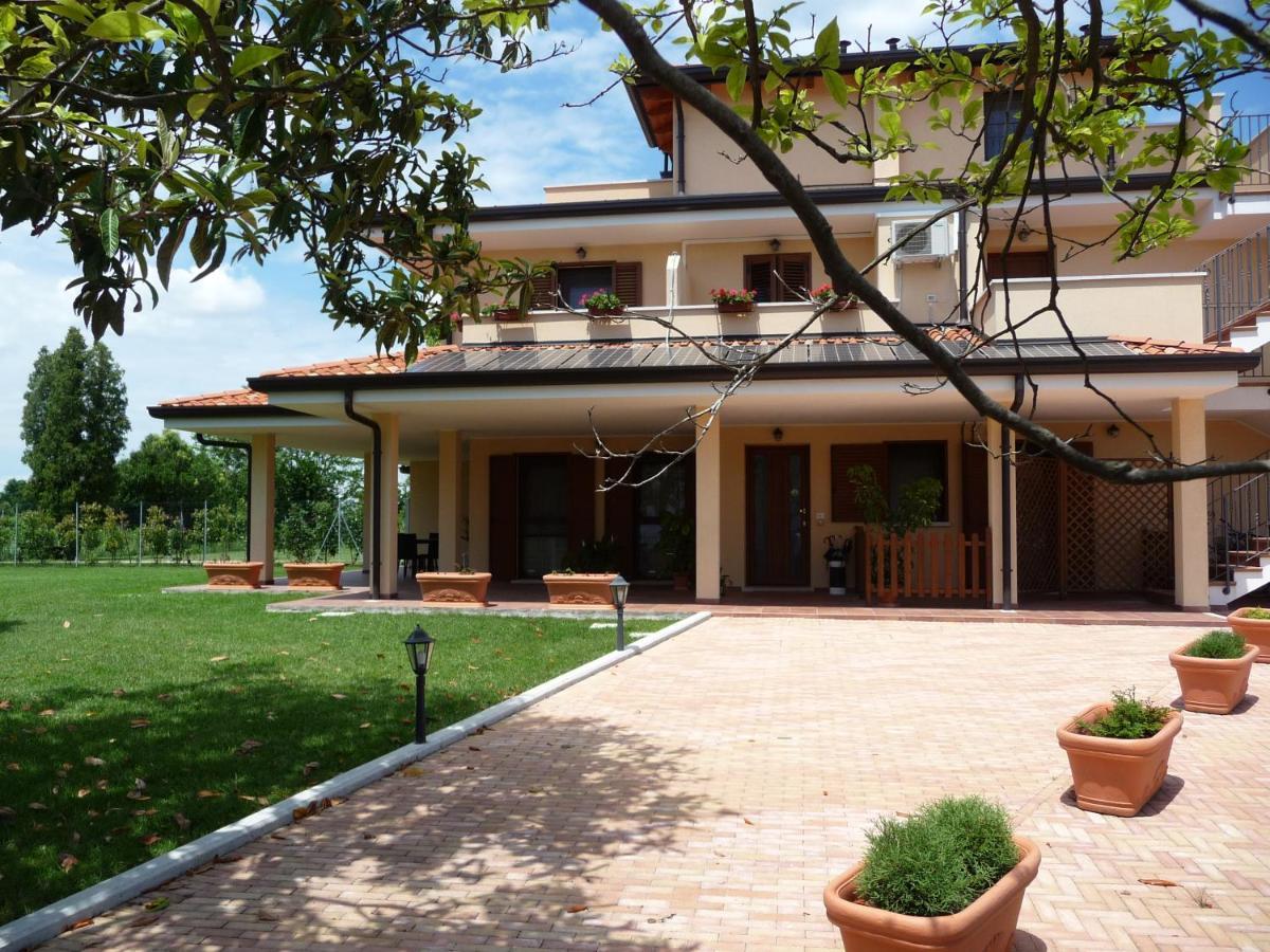 Villa Patrizia San Canzian dʼlsonzo エクステリア 写真